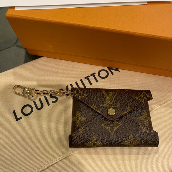 **Sold** Louis Vuitton kirigami small pochette - Picture 6 of 7